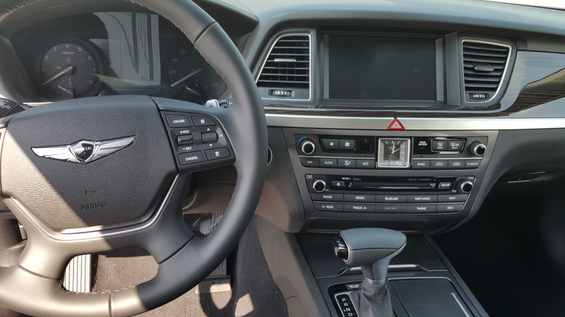 G80 3.8 interior